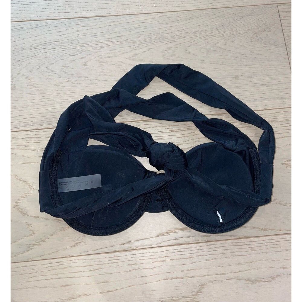 Black Women’s Bikini Top Size Small NWOT